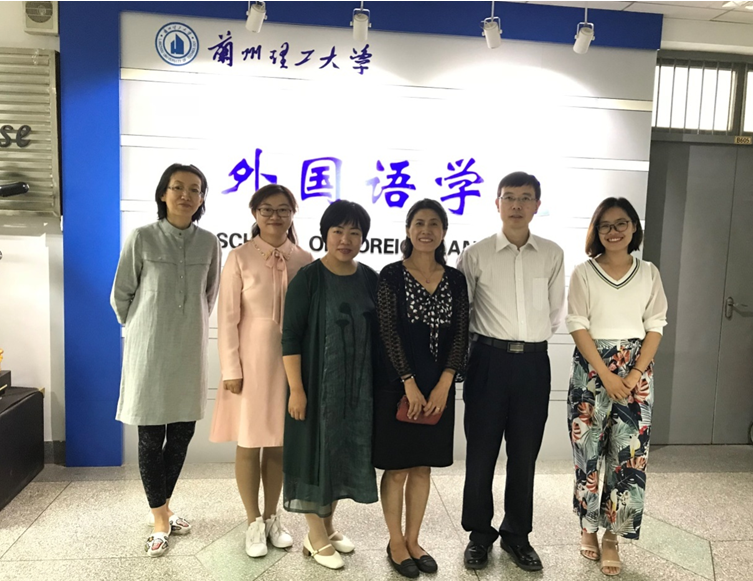            北京第二英国上市公司官网365英语教育学院崔丽莉书记一行来公司访问交流 