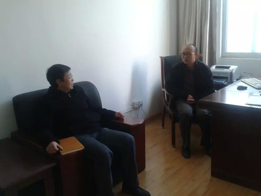            夏天东董事长调研指导英国上市公司官网365工作 